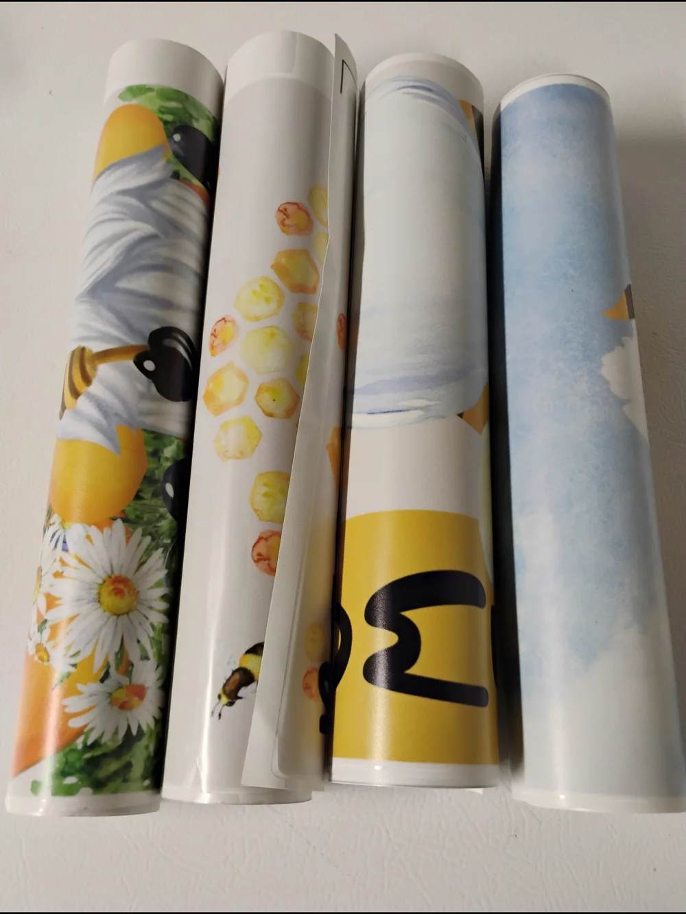 Bee & Daisy Party Wall/Window Clings - Yellow/White 4 Designs